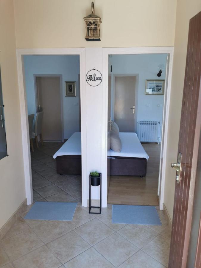 Near By Everything Vodice Buitenkant foto